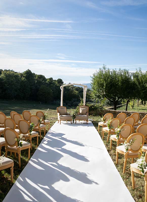 Una ceremonia en el campo