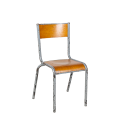 Silla escolar de madera vintage
