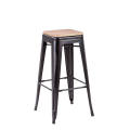 Taburete industrial negro con asiento de madera Alt. 78 cm