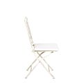 Silla Chantilly vintage blanca de hierro forjado con cojín crudo