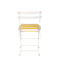 Silla trocadero blanca con cojín de rallas amarillas y blancas