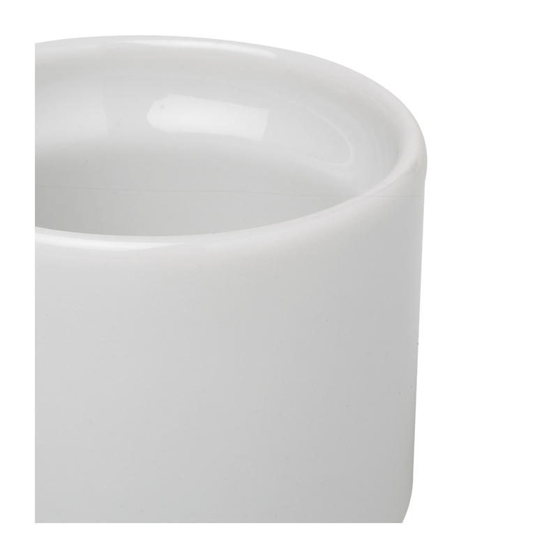 Huevero porcelana Ø 4,5 cm. Alt. 4 cm. 4 cl