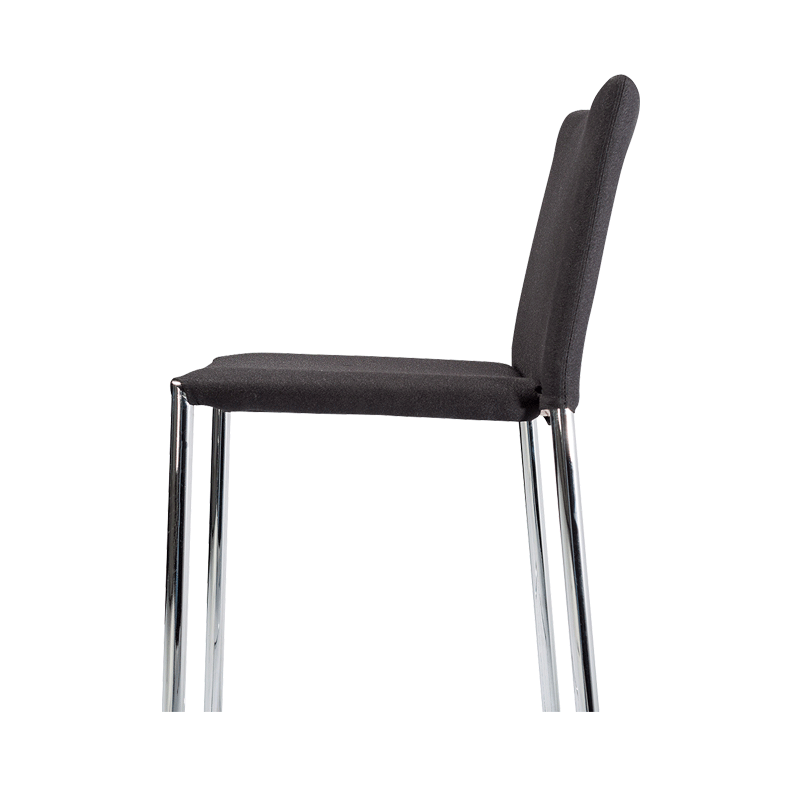 Silla alta negra Alt. 111 cm A 43 P 52 cm