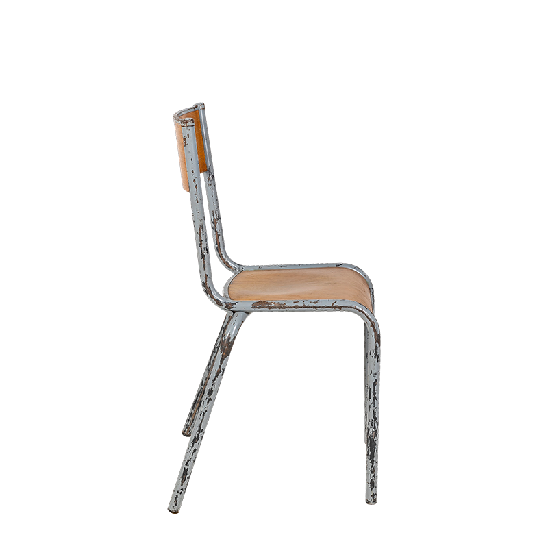Silla escolar de madera vintage
