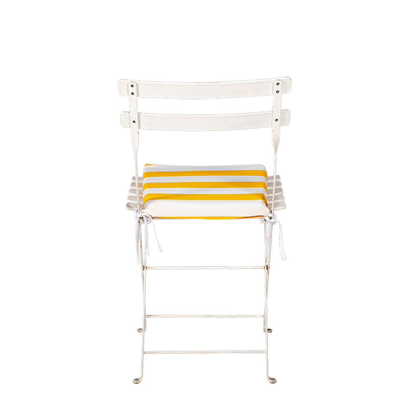 Silla trocadero blanca con cojín de rallas amarillas y blancas