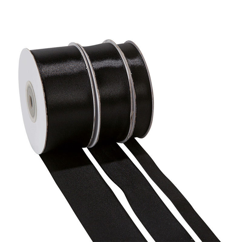 Cinta de satén negro